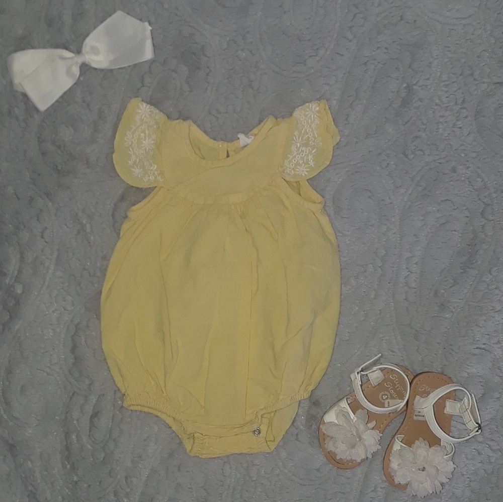 Old Navy| baby romper